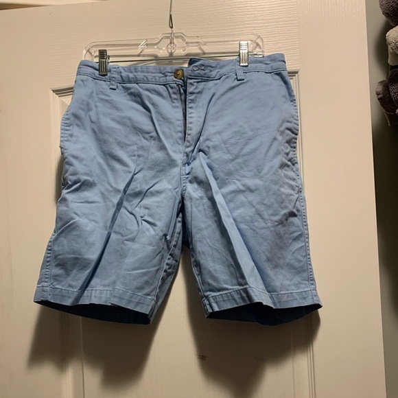 Mens Chaps Light Blue Chino Shorts Size 33 - Picture 1 of 3